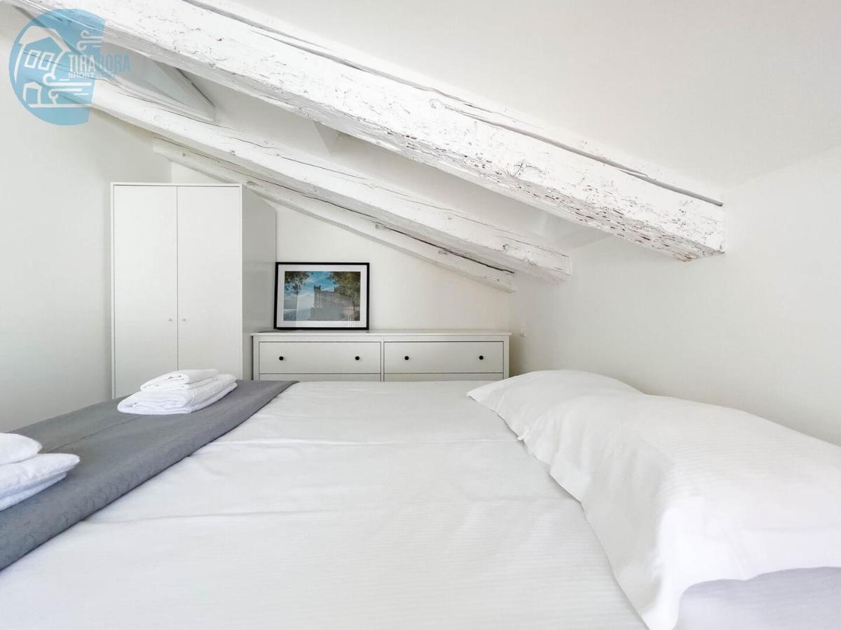 Corridoni 4C Tirabora Short Rent Apartment ตรีเอสเต ภายนอก รูปภาพ