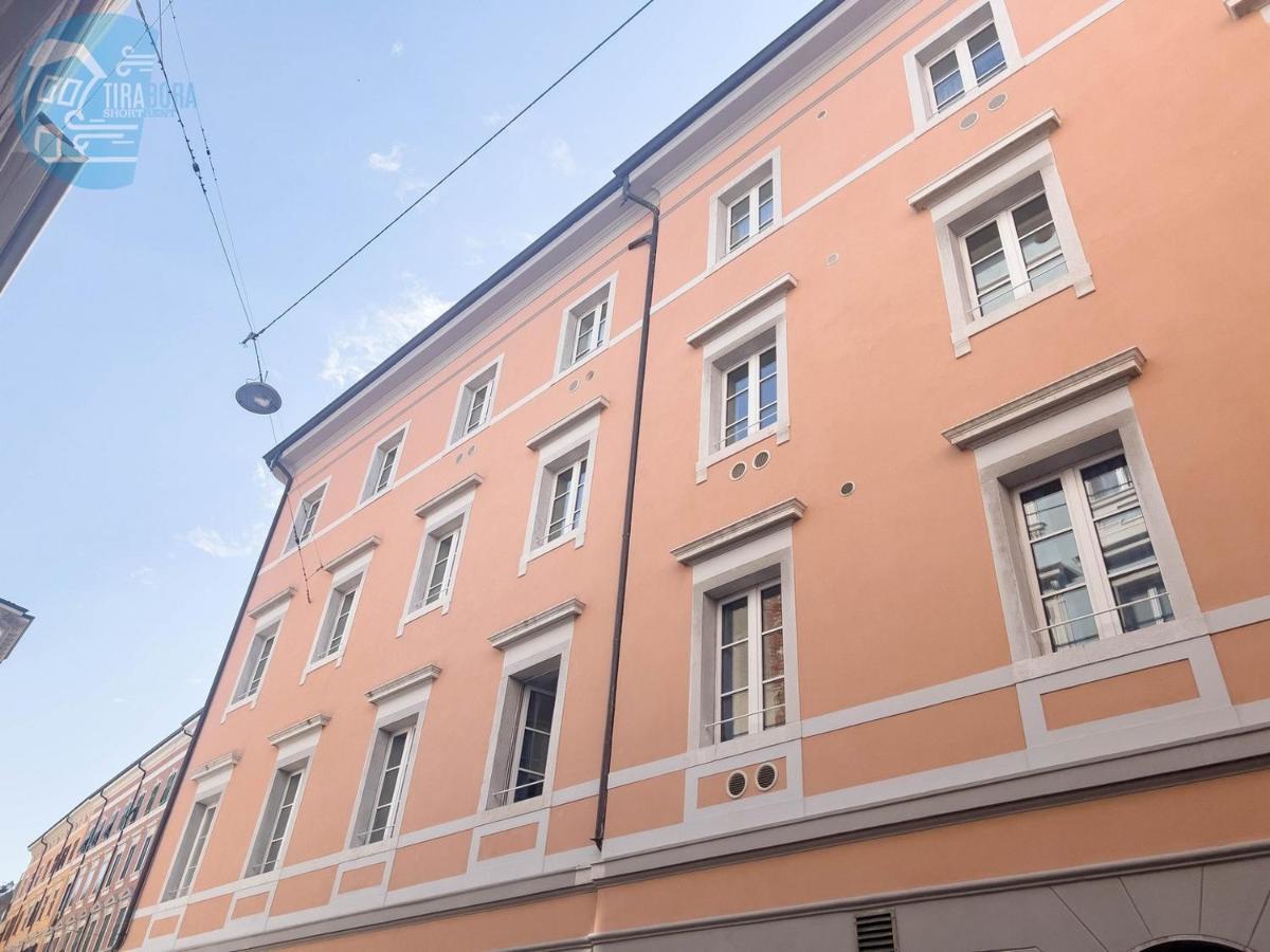 Corridoni 4C Tirabora Short Rent Apartment ตรีเอสเต ภายนอก รูปภาพ